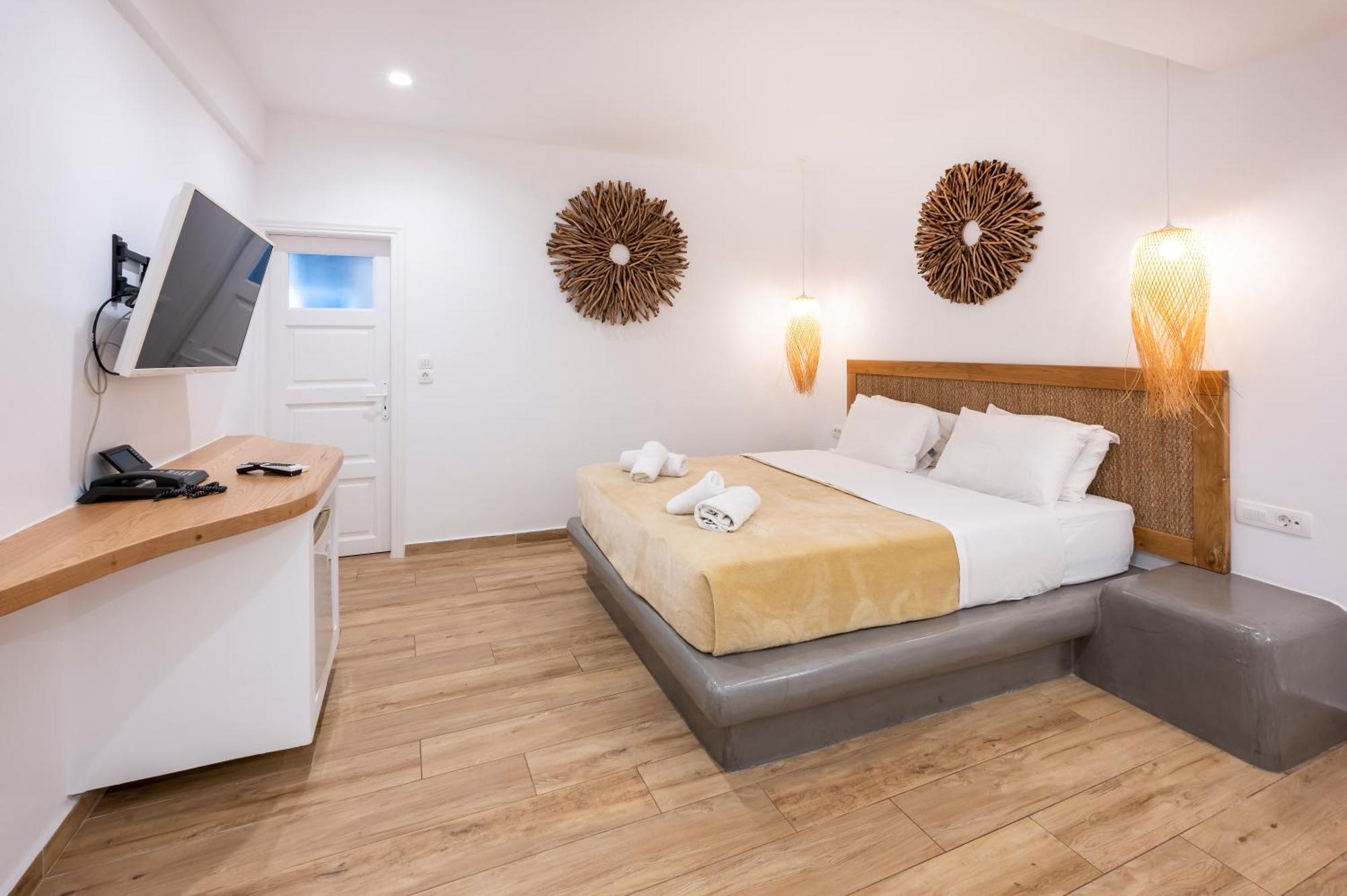 Smy Mediterranean White Santorini (Adults Only) Kamari  Exterior photo