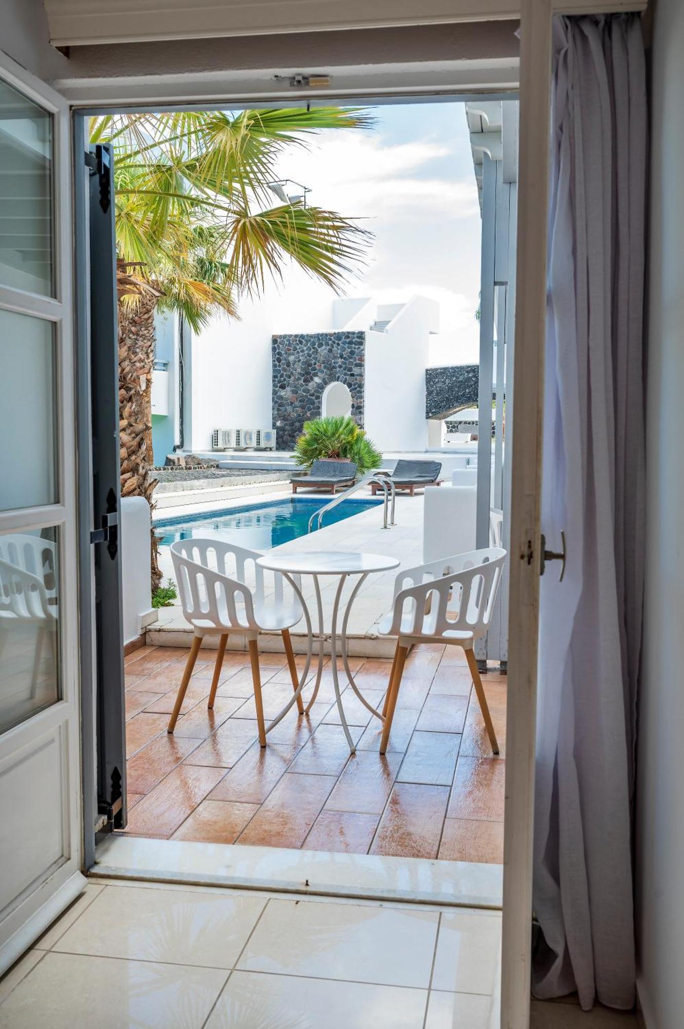 Smy Mediterranean White Santorini (Adults Only) Kamari  Exterior photo