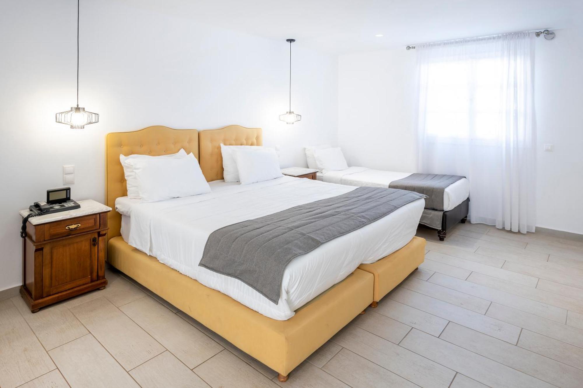 Smy Mediterranean White Santorini (Adults Only) Kamari  Exterior photo